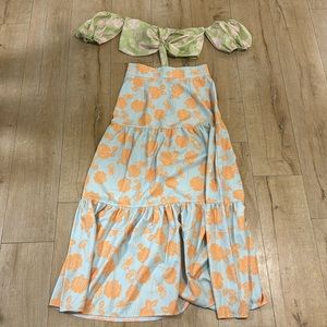 Beautiful floral set maxi skirt and crop top size M